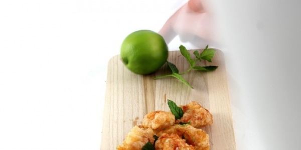BOCCONCINI DI POLLO FRITTO CON MENTA E LIME